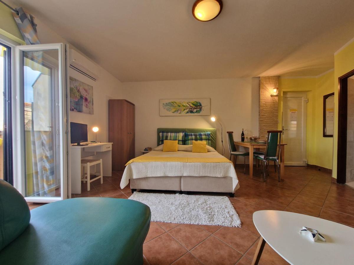 Apartment Rina
