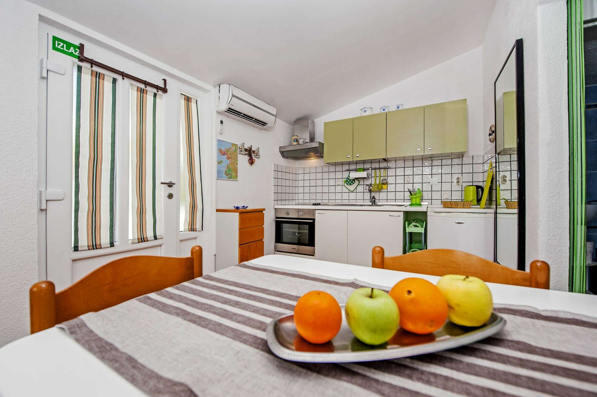 Rina Apartment